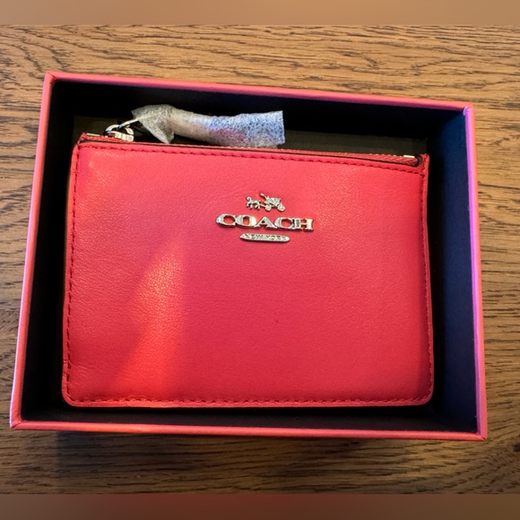 Coach Wallet - Picture 2 of 4